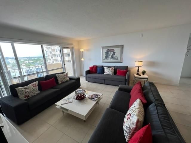 4900 N Ocean Blvd 1101, Lauderdale By The Sea, FL 33308