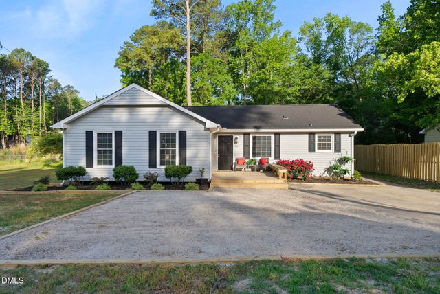 142 W Haywood Street, Wendell, NC 27591