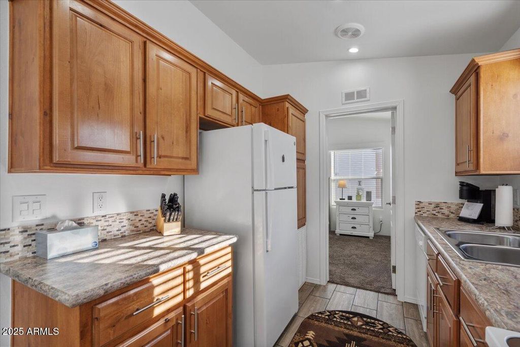 Image 11 of property listing at 8865 E BASELINE Road 1232, Mesa, AZ 85209