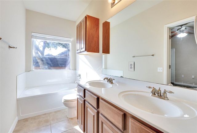 7405 Montezuma ST, Austin, TX 78744