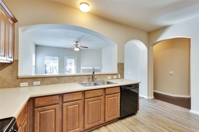 7405 Montezuma ST, Austin, TX 78744