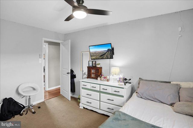 113 WALNUT RD, Hamburg, PA 19526