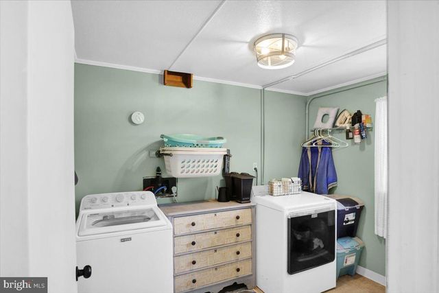 113 WALNUT RD, Hamburg, PA 19526
