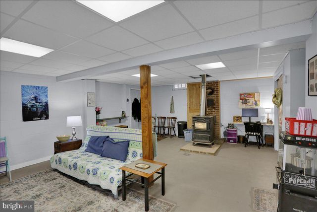 113 WALNUT RD, Hamburg, PA 19526