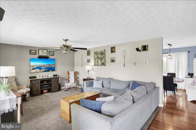 113 WALNUT RD, Hamburg, PA 19526
