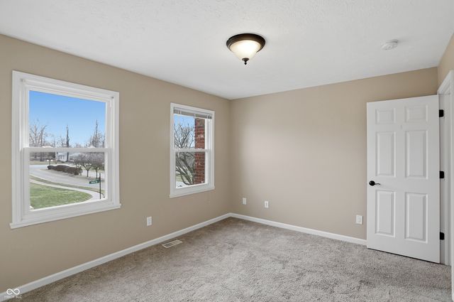 2415 Derby Drive, Shelbyville, IN 46176