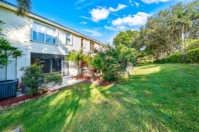 8024 Briantea Drive, Boynton Beach, FL 33472