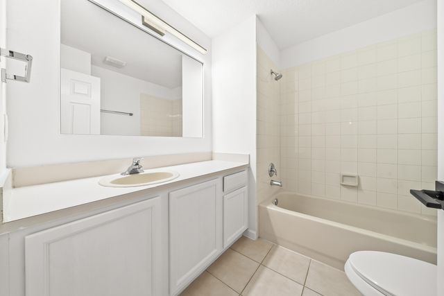 8024 Briantea Drive, Boynton Beach, FL 33472