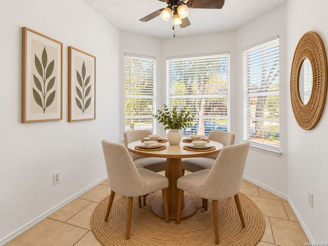 9222 Ridge Climb, San Antonio, TX 78250