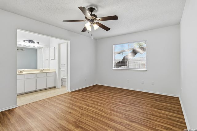 9222 Ridge Climb, San Antonio, TX 78250