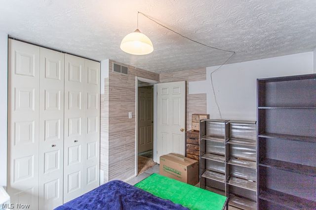 7764 Micawber Road NE, Warren, OH 44484