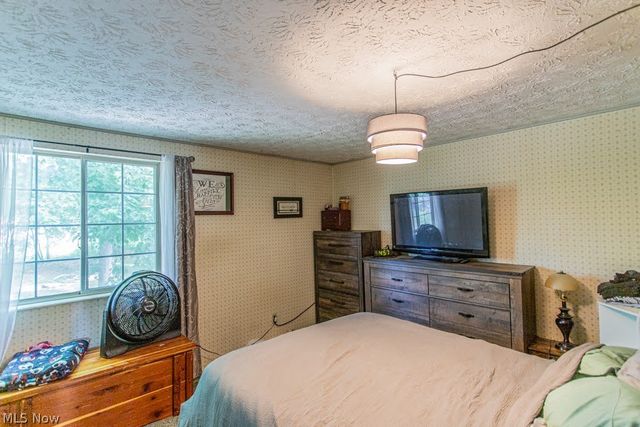 7764 Micawber Road NE, Warren, OH 44484