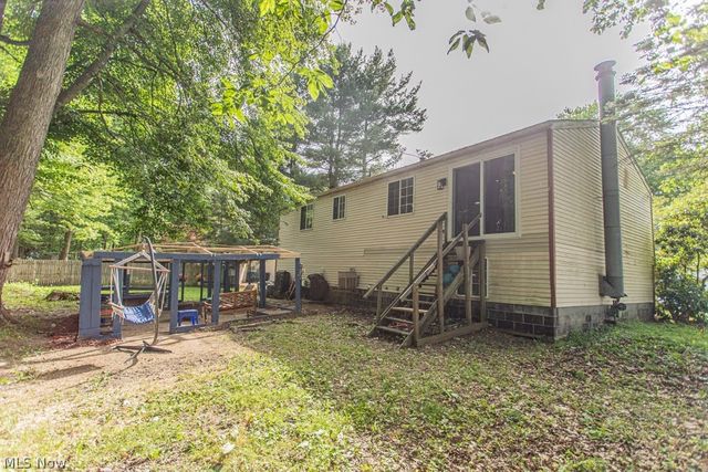 7764 Micawber Road NE, Warren, OH 44484