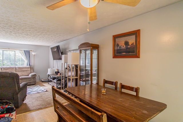 7764 Micawber Road NE, Warren, OH 44484
