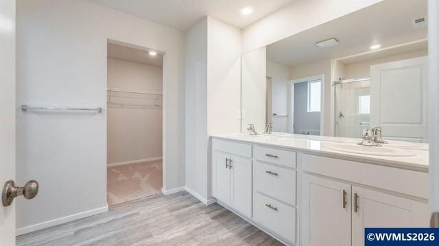 4945 Dilling Av NE, Salem, OR 97301