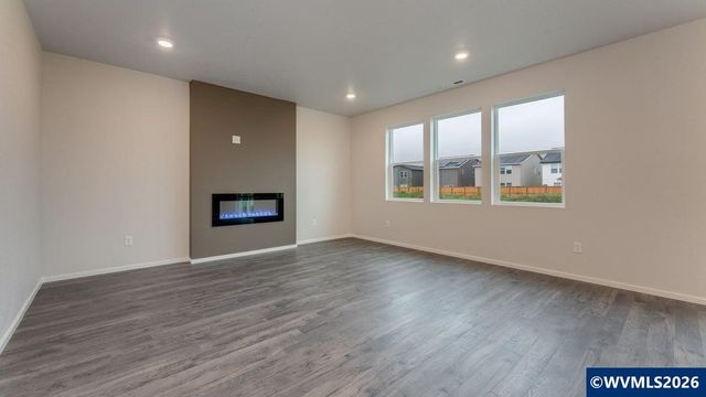 4945 Dilling Av NE, Salem, OR 97301