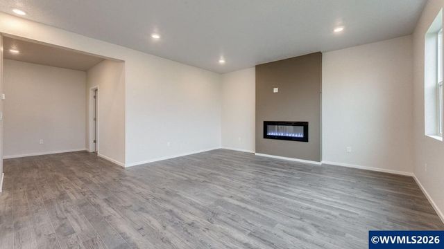 4945 Dilling Av NE, Salem, OR 97301