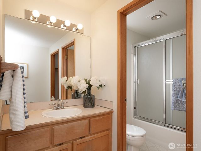 21804 SE 238th Street, Maple Valley, WA 98038
