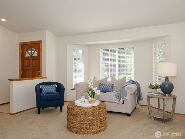 21804 SE 238th Street, Maple Valley, WA 98038