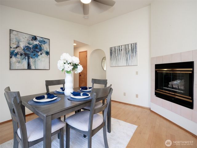 21804 SE 238th Street, Maple Valley, WA 98038