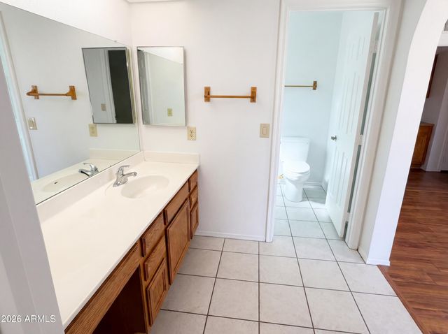 9207 W KERRY Lane, Peoria, AZ 85382