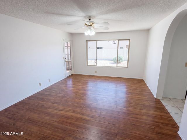 9207 W KERRY Lane, Peoria, AZ 85382