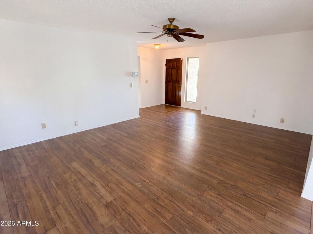9207 W KERRY Lane, Peoria, AZ 85382 — photo 3