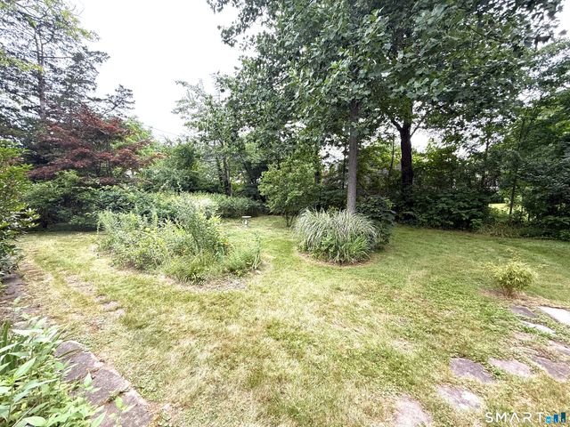 255 Morgan Lane, West Haven, CT 06516