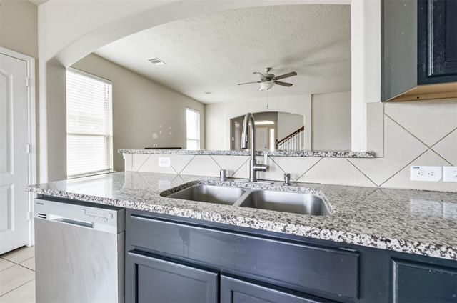 3122 Palacious Falls Lane, Katy, TX 77449