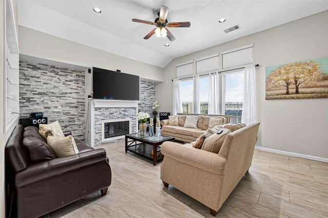11023 Jacob Crossing Drive, Richmond, TX 77406