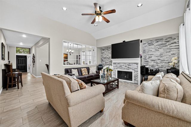 11023 Jacob Crossing Drive, Richmond, TX 77406