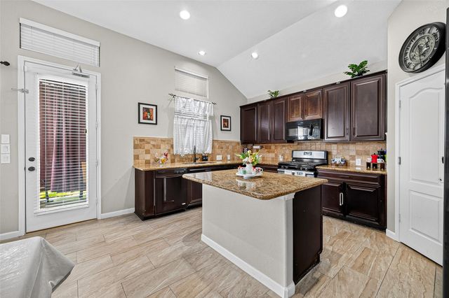 11023 Jacob Crossing Drive, Richmond, TX 77406