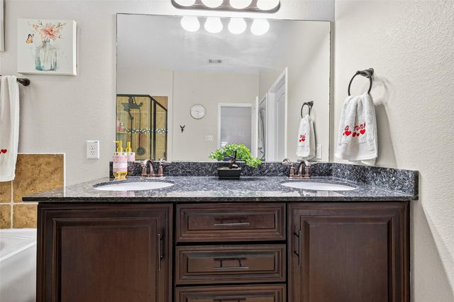 11023 Jacob Crossing Drive, Richmond, TX 77406