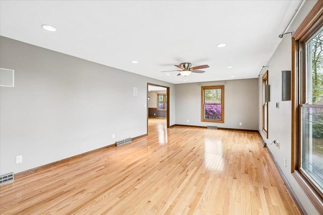 98 Musquash Road, Hudson, NH 03051