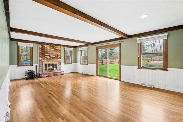 98 Musquash Road, Hudson, NH 03051
