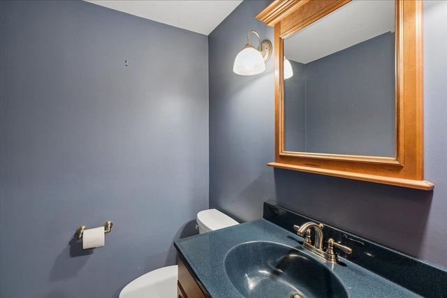 98 Musquash Road, Hudson, NH 03051