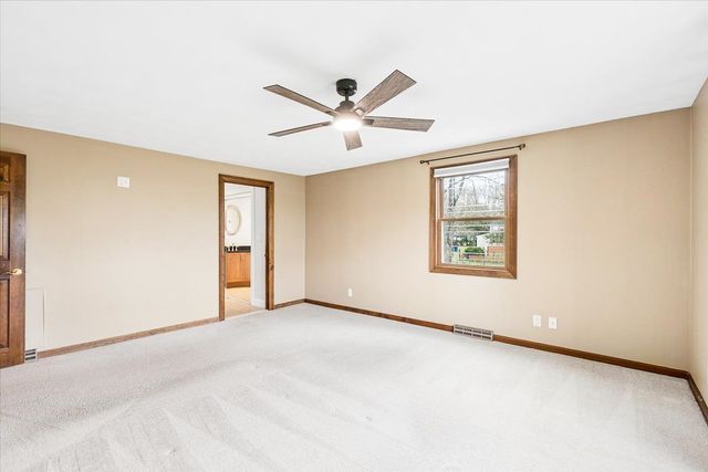 98 Musquash Road, Hudson, NH 03051