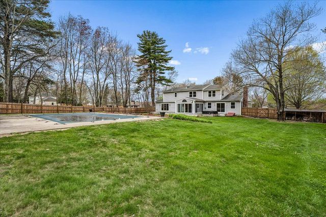 98 Musquash Road, Hudson, NH 03051