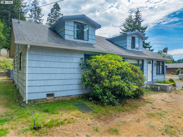 91424 N BANK Ln, Coquille, OR 97423