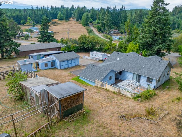 91424 N BANK Ln, Coquille, OR 97423