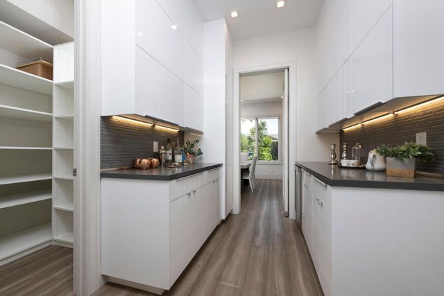 1335 N Lemon Avenue, Menlo Park, CA 94025