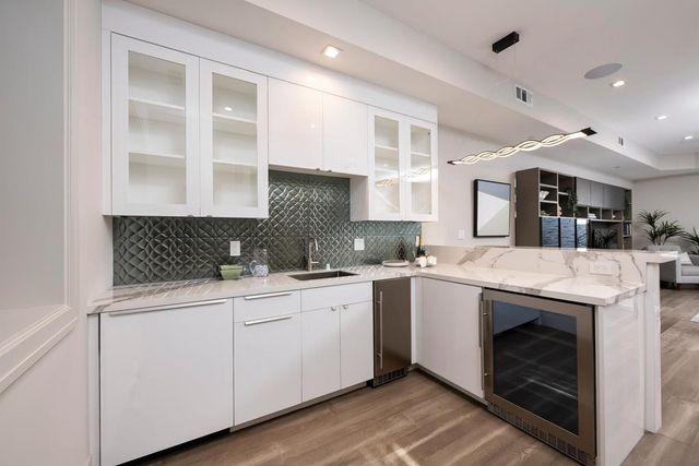 1335 N Lemon Avenue, Menlo Park, CA 94025