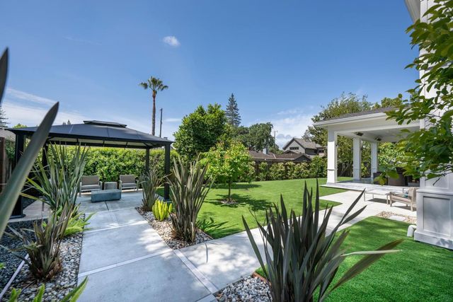1335 N Lemon Avenue, Menlo Park, CA 94025