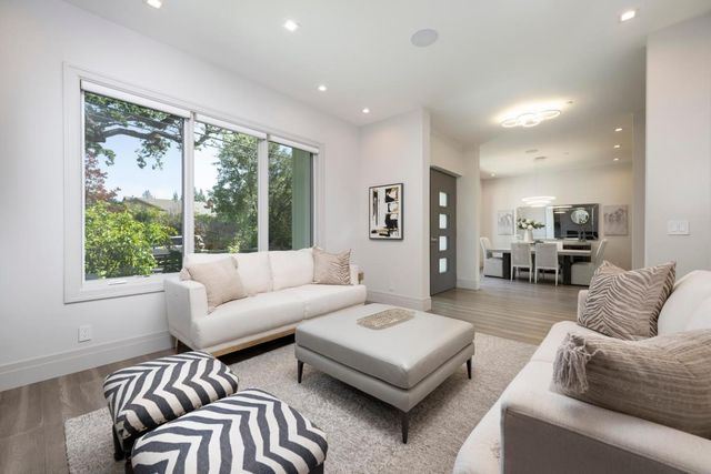 1335 N Lemon Avenue, Menlo Park, CA 94025