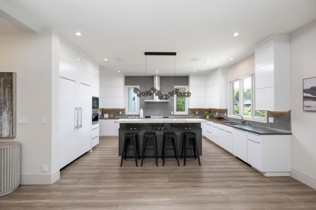 1335 N Lemon Avenue, Menlo Park, CA 94025