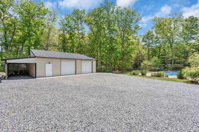 23 Success Place, New Egypt, NJ 08533