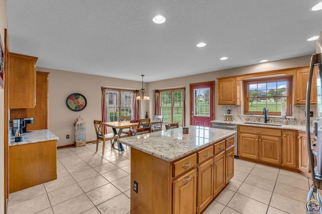 3833 SW Ambassador PL, Topeka, KS 66610