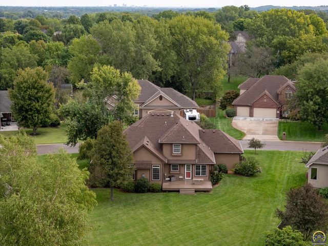 3833 SW Ambassador PL, Topeka, KS 66610