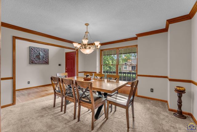 3833 SW Ambassador PL, Topeka, KS 66610