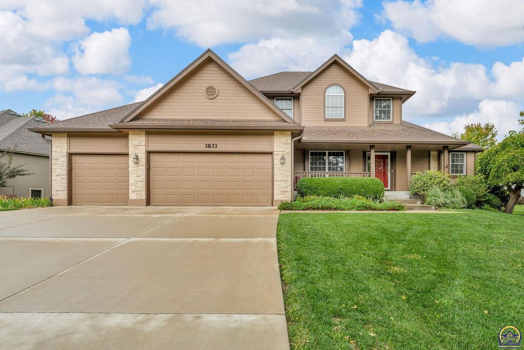 3833 SW Ambassador PL, Topeka, KS 66610